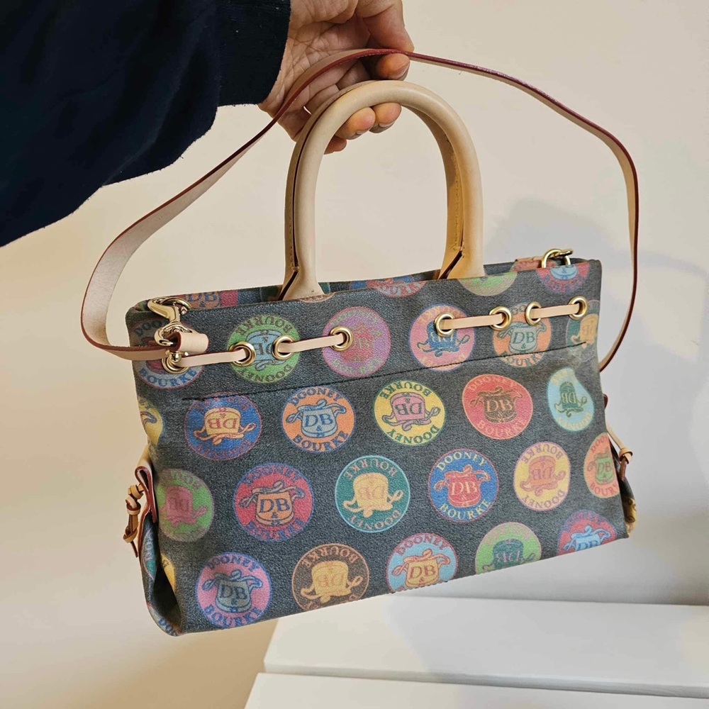 Dooney & Bourke bag